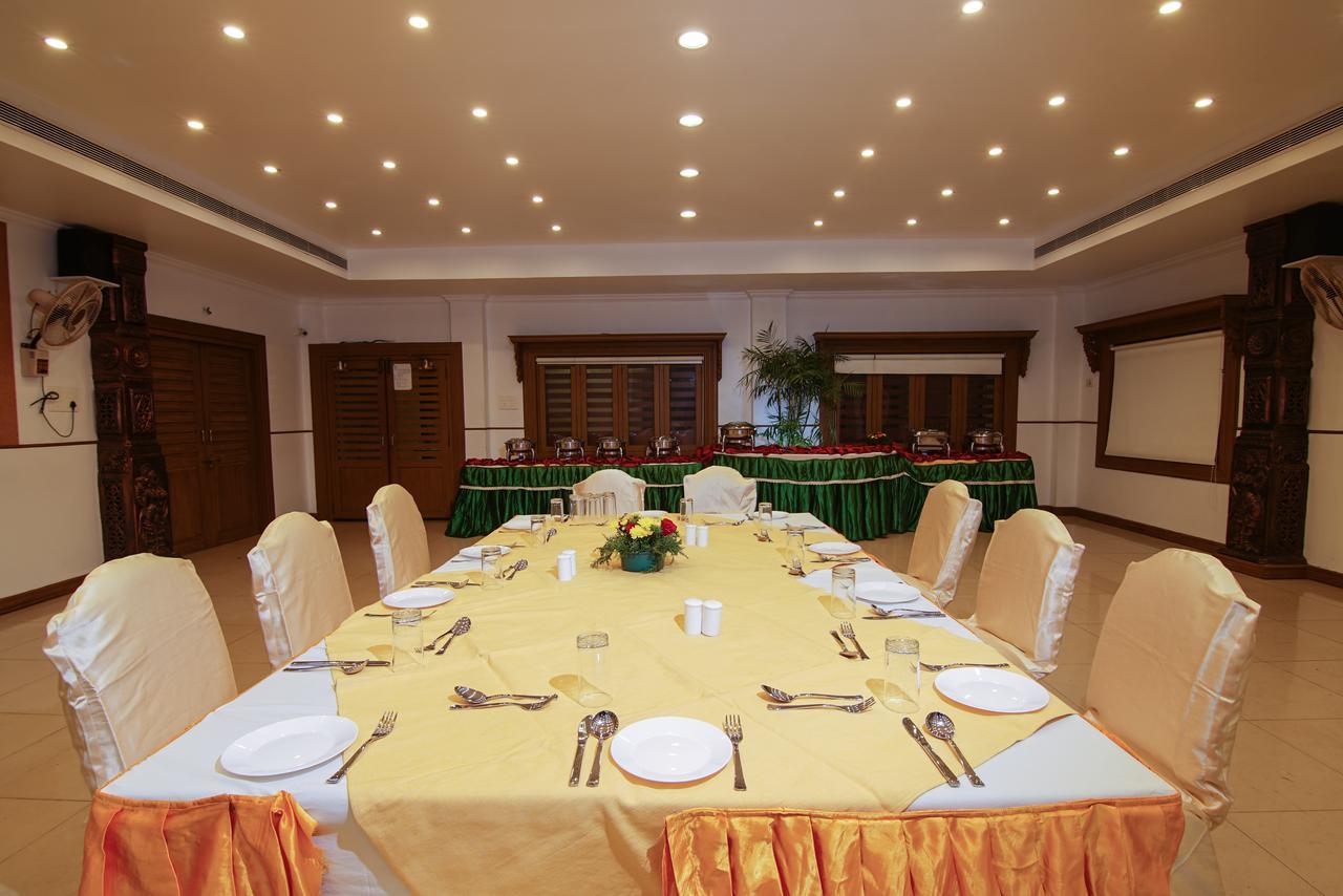 كاليكوت Hotel Sasthapuri المظهر الخارجي الصورة